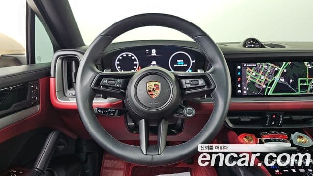 Porsche Cayenne (PO536) 3.0 купе, 2024 13