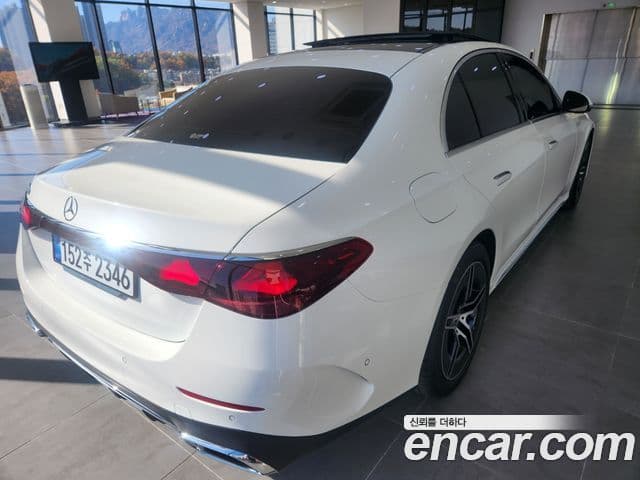 Mercedes-Benz E-класс W214 AMG Line, 2026 4