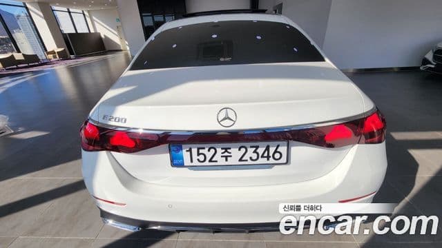 Mercedes-Benz E-класс W214 AMG Line, 2026 6