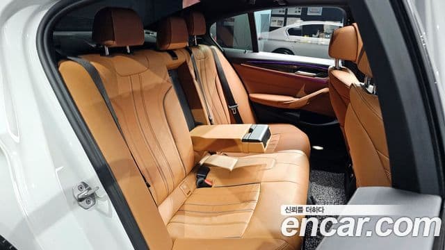 BMW 5시리즈 (G30) 520i M Sport, 2021 12