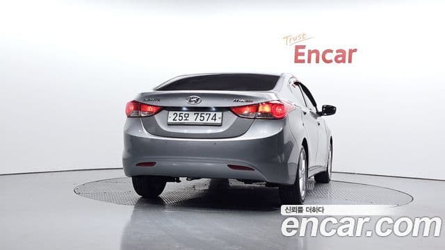 Hyundai Avante MD Premier, 2011 4