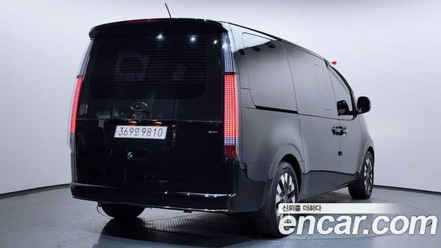 Hyundai Staria Inspiration, 2022 2