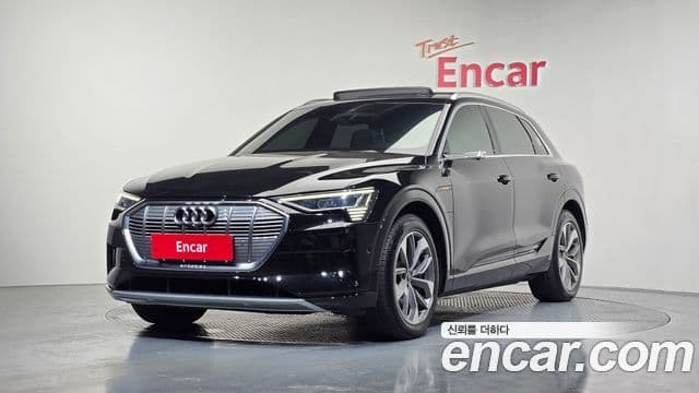 Audi e-Tron, 2022 1