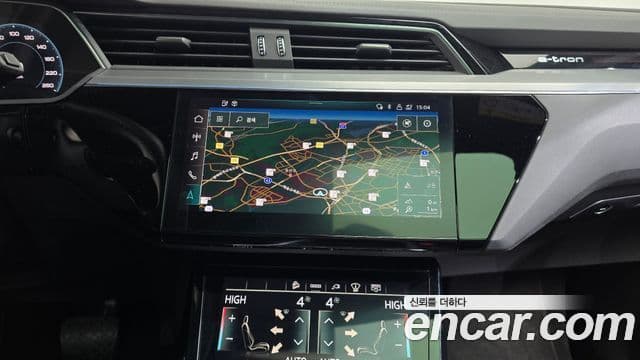 Audi e-Tron, 2022 14