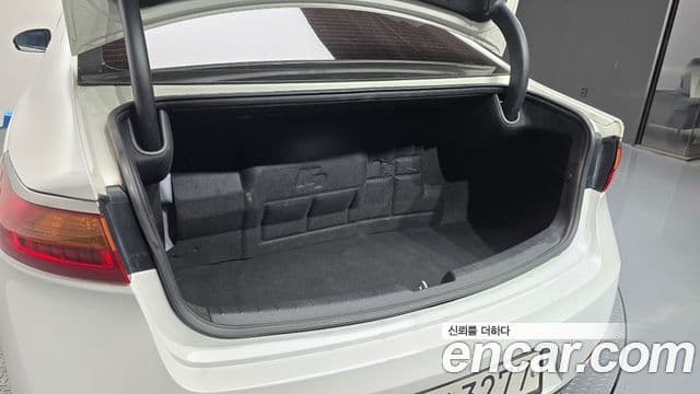 Kia All New K7 3.0 LPI Luxury (арендный автомобиль), 2018 20