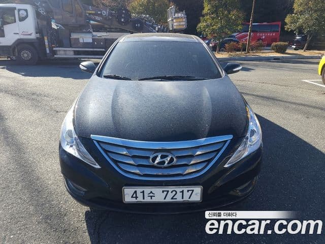 Hyundai YF Sonata люксовая версия, 2010 4