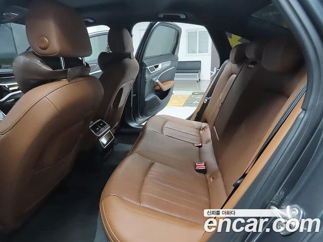 Audi A6 (C8) Premium, 2020 10