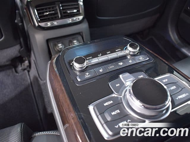 Genesis EQ900 Premium Luxury, 2018 13