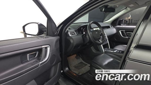 Land Rover Discovery Sport 2.0 TD4 SE (150 hp), 2019 10