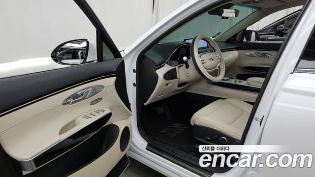 Genesis GV70, 2021 10