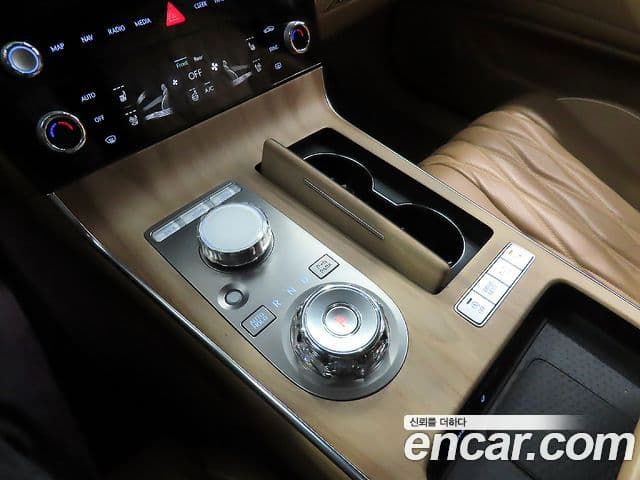 Genesis G80 (RG3) бензин 2.5 турбо AWD, 2025 13