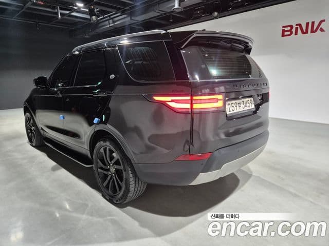 Land Rover Discovery 5 3.0 TD6 HSE, 2017 4