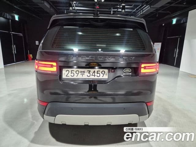 Land Rover Discovery 5 3.0 TD6 HSE, 2017 все фото