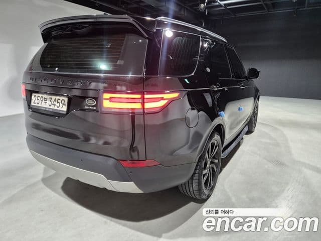 Land Rover Discovery 5 3.0 TD6 HSE, 2017 6