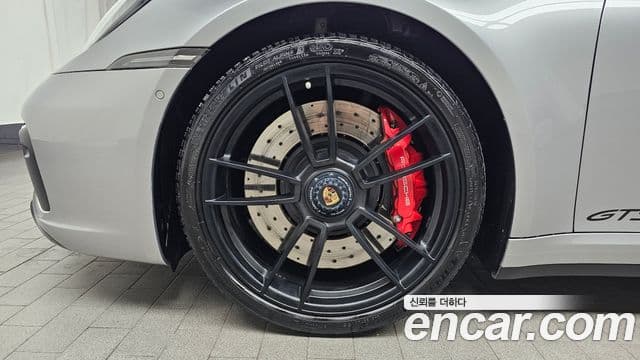 Porsche 911 (992) Carrera 4 GTS кабриолет, 2022 все фото