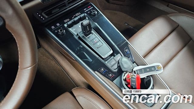 Porsche 911 (992) Carrera 4 GTS кабриолет, 2022 9