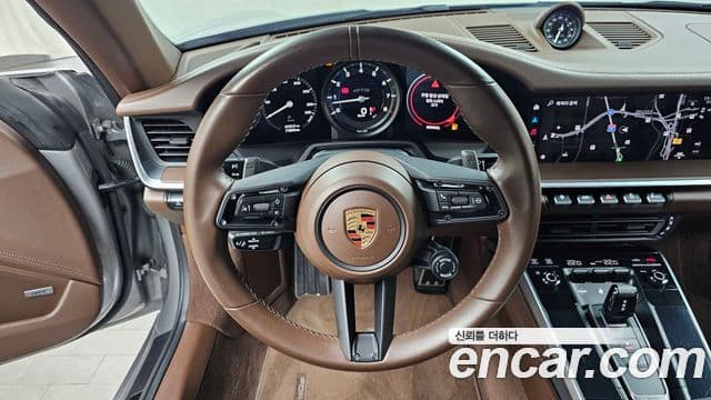 Porsche 911 (992) Carrera 4 GTS кабриолет, 2022 13