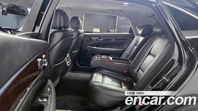 Hyundai Equus(новый кузов / новое поколение) Modern, 2013 12