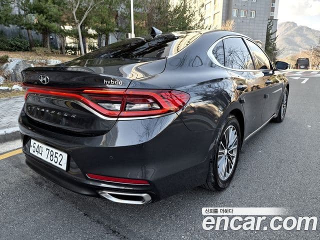 Hyundai Grandeur IG гибрид Exclusive, 2019 4