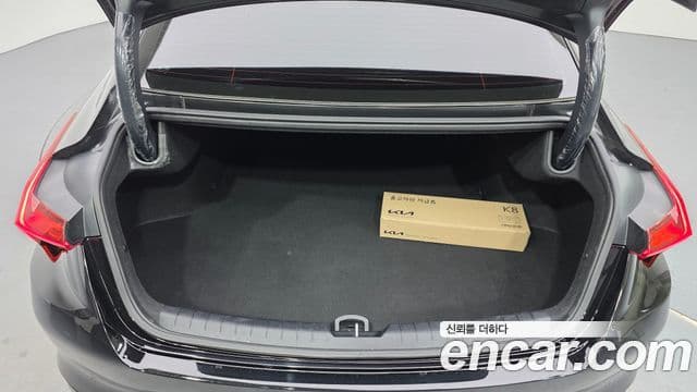 Kia K8 Noblesse, 2022 20