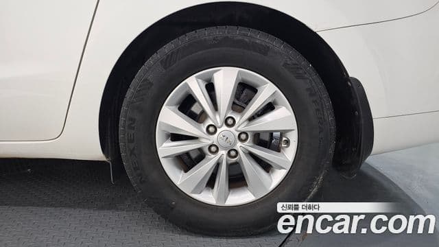 Kia All New Carnival Luxury, 2016 все фото