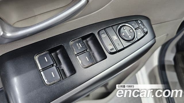 Kia All New Carnival Luxury, 2016 14