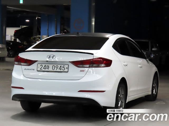 Hyundai Avante AD 1.6 GDI Smart, 2016 4