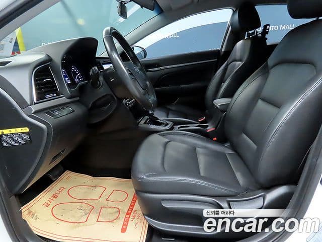 Hyundai Avante AD 1.6 GDI Smart, 2016 6