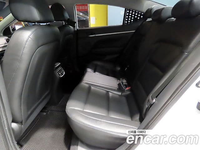 Hyundai Avante AD 1.6 GDI Smart, 2016 7