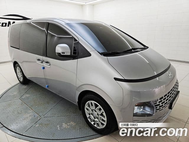 Hyundai Staria Modern, 2023 2