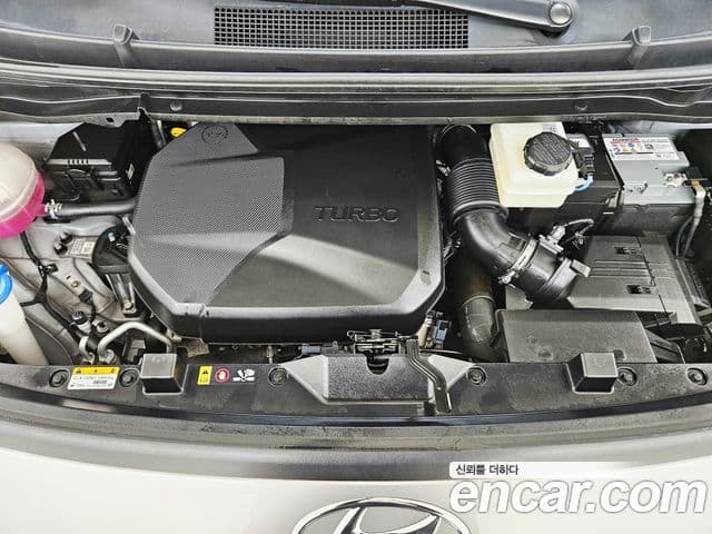 Hyundai Staria Modern, 2023 6