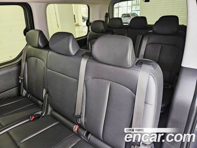 Hyundai Staria Modern, 2023 14