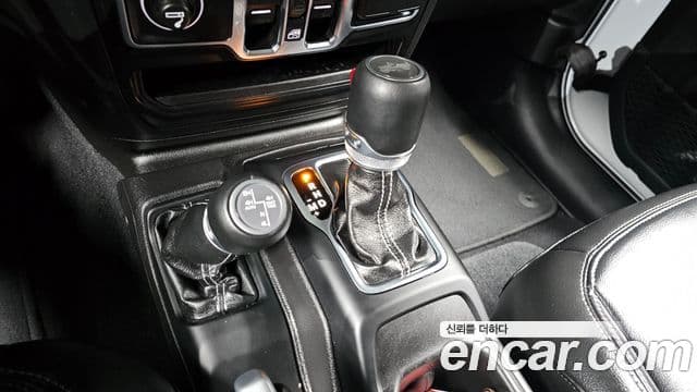 Jeep Wrangler (JL) 2.0 Overland 4도어 4xe, 2022 9