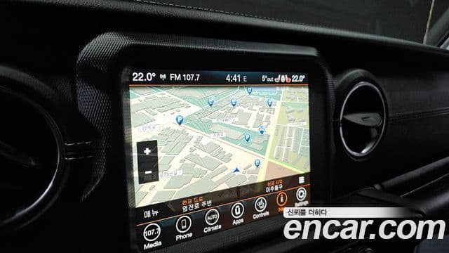 Jeep Wrangler (JL) 2.0 Overland 4도어 4xe, 2022 14