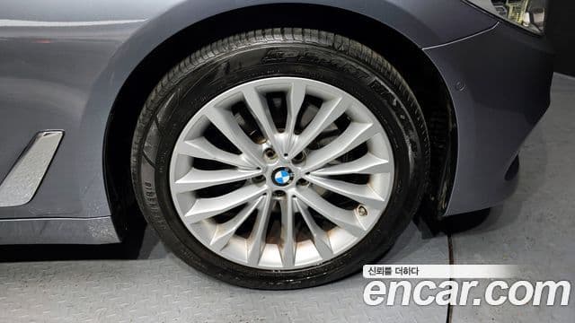 BMW 5시리즈 (G30) 520d xDrive Luxury Plus, 2018 все фото