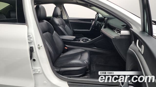 Kia K5 3세대 Standard, 2023 11