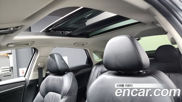 Kia K5 3세대 Standard, 2023 18