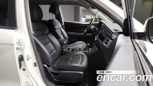 KG모빌리티(SsangYong) Beautiful Korando Plus, 2021 11