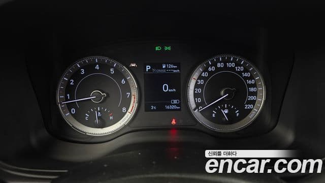 Hyundai Venue 1.6 Modern Plus, 2022 8