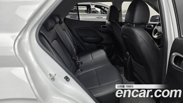 Hyundai Venue 1.6 Modern Plus, 2022 12