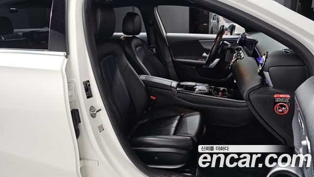 Mercedes-Benz A-класс W177 A220 седан, 2022 10