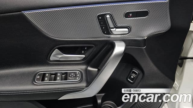 Mercedes-Benz A-класс W177 A220 седан, 2022 17