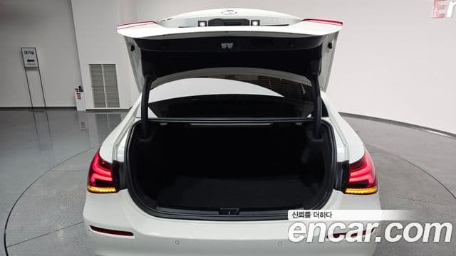 Mercedes-Benz A-класс W177 A220 седан, 2022 20