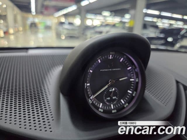 Porsche 타이칸 4 Cross Turismo, 2023 13