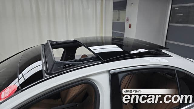 Mercedes-Benz E-класс W214 AMG Line, 2026 19