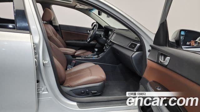Kia K5 2세대 Noblesse, 2016 11
