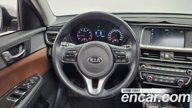 Kia K5 2세대 Noblesse, 2016 13
