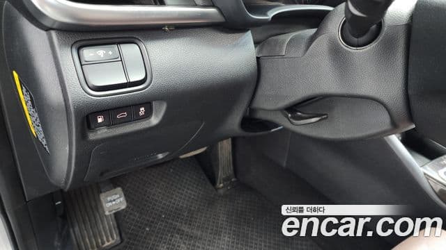 Kia K5 2세대 Noblesse, 2016 14