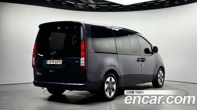 Hyundai Staria Modern, 2023 2