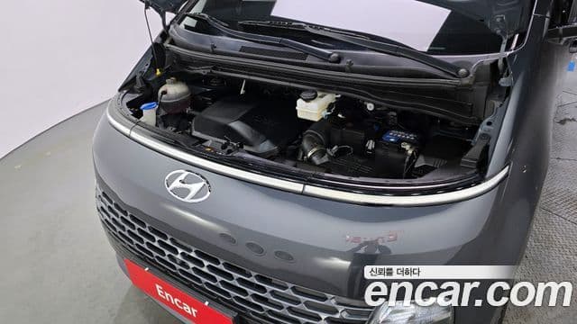 Hyundai Staria Modern, 2023 6